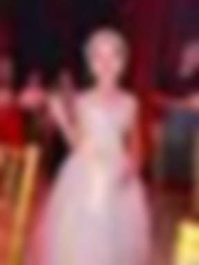 Sabrina Mos*****