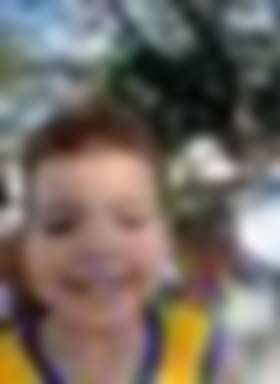 Liam azu***